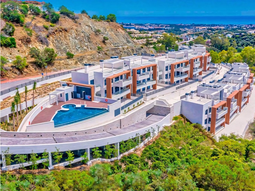 4-Bedroom Apartment for sale in Alborada Homes, La Quinta, Benahavís